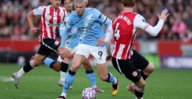 PREMIER LEAGUE : MAN CITY VS BRENTFORD – 09/05/2026 (PHOTO – HAALAND AND MARMOUSH CELEBRATE)