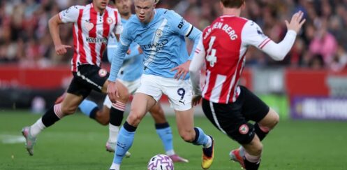 PREMIER LEAGUE : MAN CITY VS BRENTFORD – 09/05/2026 (PHOTO – HAALAND AND MARMOUSH CELEBRATE)