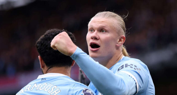 PREMIER LEAGUE : MAN CITY VS BRENTFORD – 09/05/2026 (PHOTO – HAALAND AND MARMOUSH CELEBRATE)