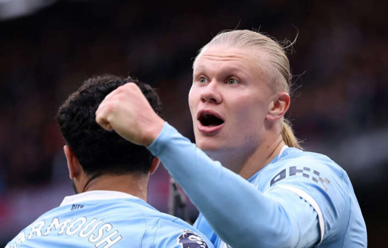 PREMIER LEAGUE : MAN CITY VS BRENTFORD – 09/05/2026 (PHOTO – HAALAND AND MARMOUSH CELEBRATE)