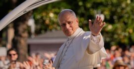 POPE LEO XIV OFFERS SUNDAY MASS TO OVER A MILLION PEOPLE IN SPAIN (07/06/2026)