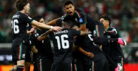 FIFA WORLD CUP :  MEXICO VS SOUTH KOREA – (PHOTO – LUIS ROMO AND MEXICO CELEBRATE)