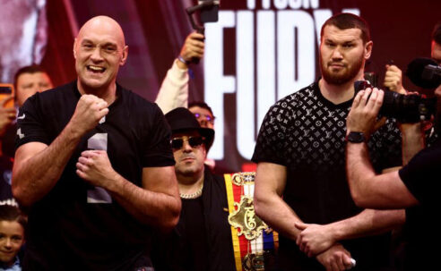 TYSON FURY WINS MATCH AGAINST ARSLANBEK MAKHMUDOV, AND THEN GOES ON TO CALL OUT ANTHONY JOSHUA!