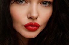 VIEW EXQUISITE SHOWS FROM PARIS FASHION WEEK AW 26 AND STAY TUNED FOR MORE!